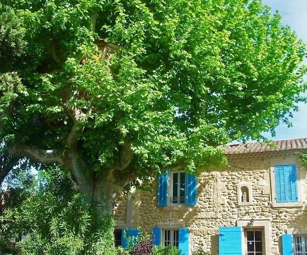 Hotel Les Volets Bleus Provence à Salon-de-Provence