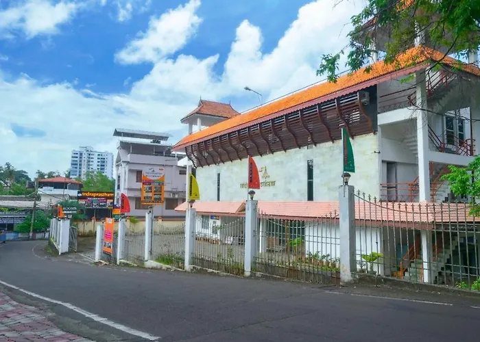 Indraprastham Tourist Home Kottayam