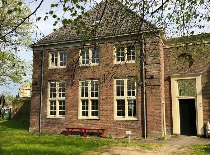 Monumental Villa At The Forest Close To Haarlem And The Beach Heemstede