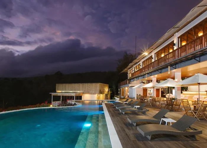 Giriwood Hotel & Villa Munduk