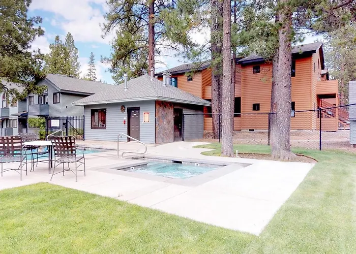 Powder Village G-1 | Discover Sunriver