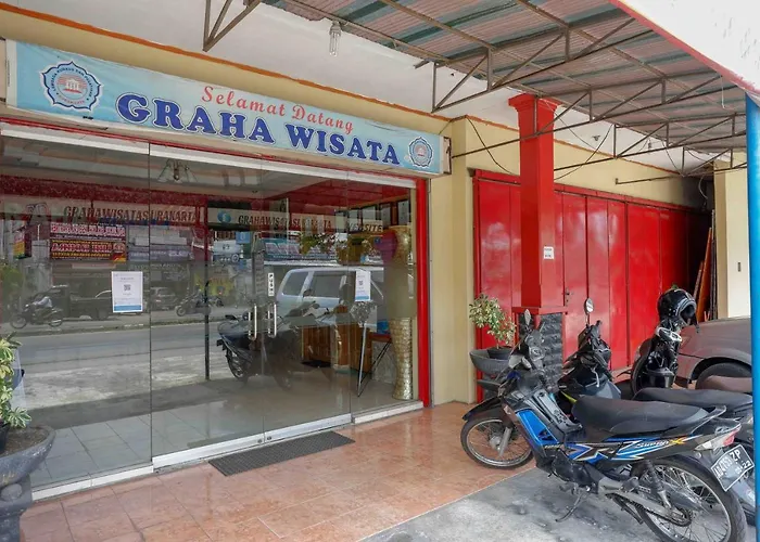RedDoorz near Rumah Sakit Ortopedi Dr Soeharso Surakarta 