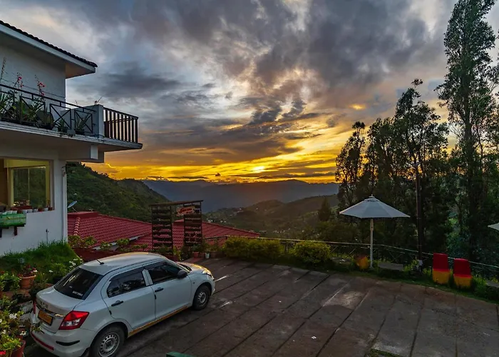 Warmth Hill Crest Hotel Kodaikanal