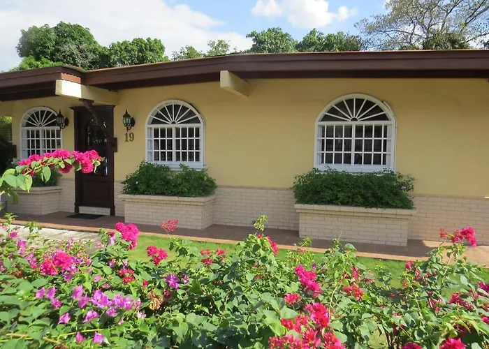 Sofia'S B&B Hostal Boutique Panama City