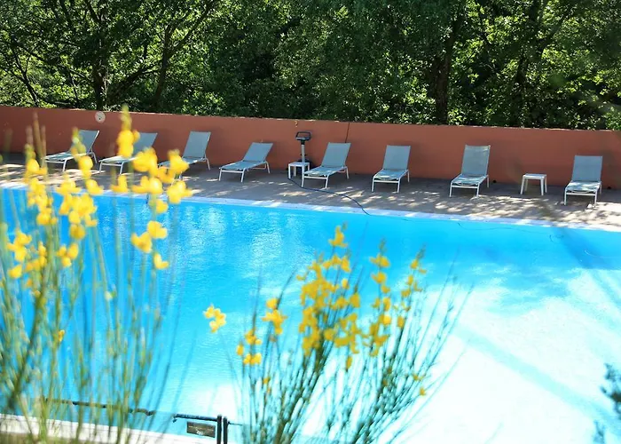 La Colline des Ocres Village de vacances 3 étoiles Apt