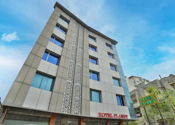 Hotel Planet Vadodara