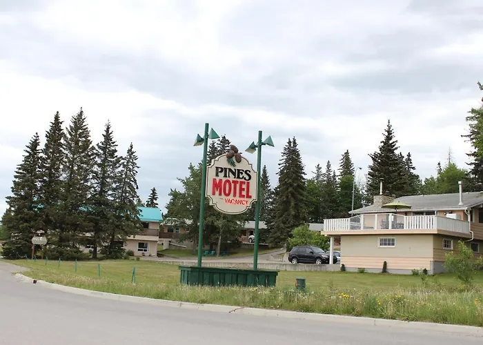 Pines Motel Hinton