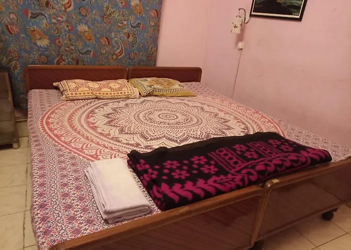 Brown Bread Bakery Guest House Varanasi