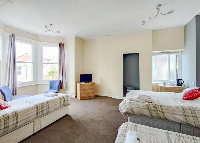 Guest House @ The Bear Weston-super-Mare