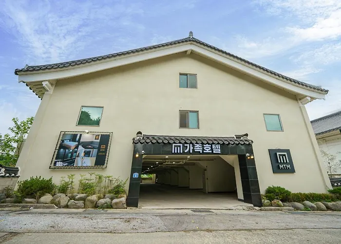 Mtm Family Hotel Gyeongju