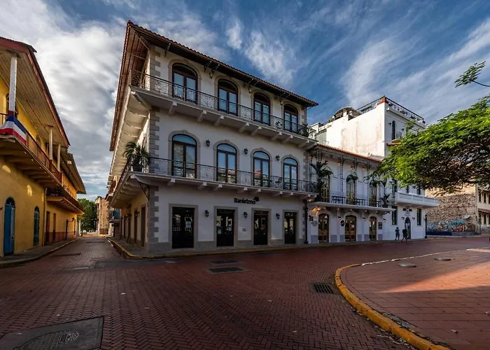 Los Diamantes Panama City
