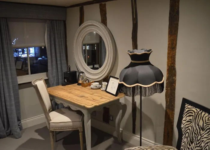 Long Melford Swan Hotel