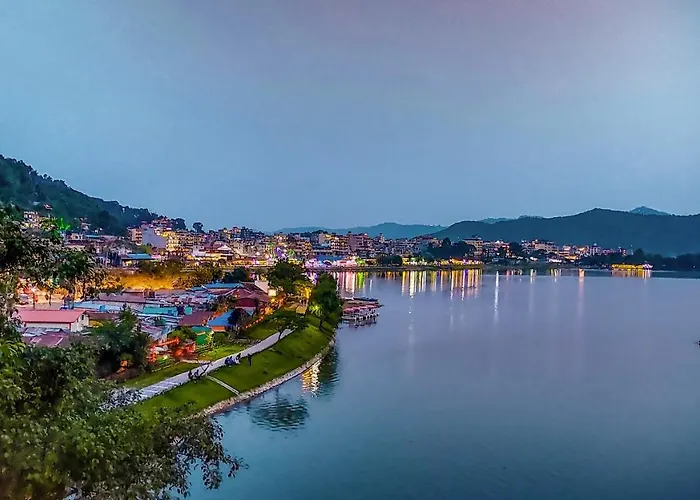 Hotel Forest Lake Backpackers' Hostel Pokhara