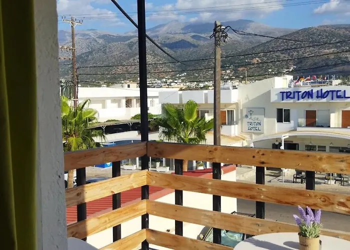 Cleo Rooms 250M From The Beach Malia