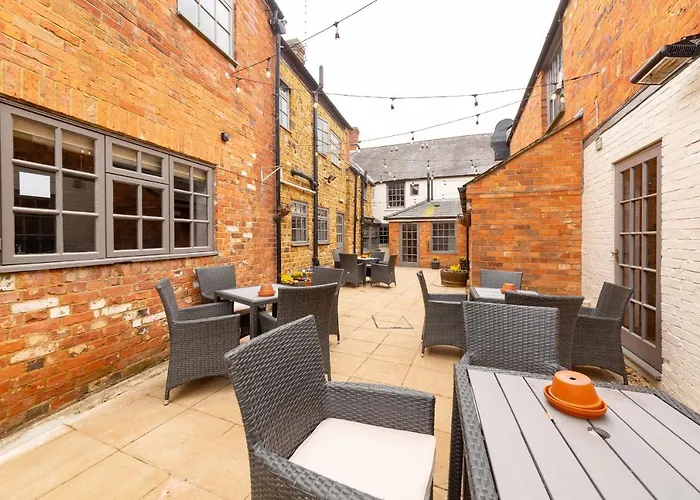 Oyo Unicorn Inn Deddington