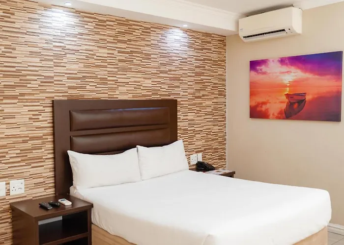 Bayside Hotel 100 Pixley Kaseme Street Durban