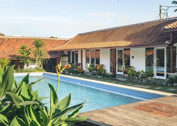 Nami Surf Stay Canggu