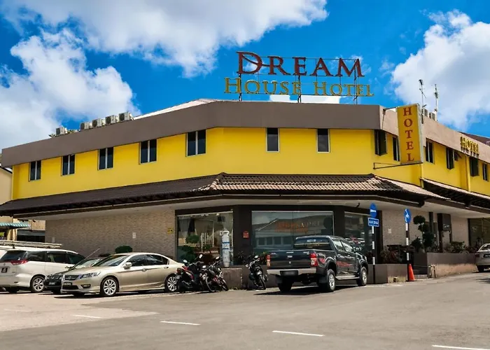 Dream House Hotel Skudai