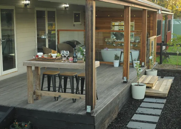 Wagtail Nest Country Retreat - Longford Vic 3851 Bed & Breakfast Sale