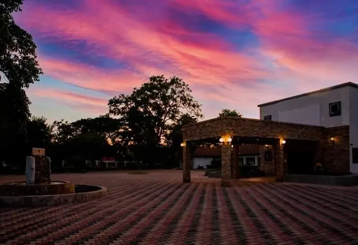 Zambezi Junction Lodge Livingstone