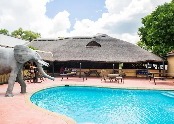 Zambezi Junction Lodge Livingstone