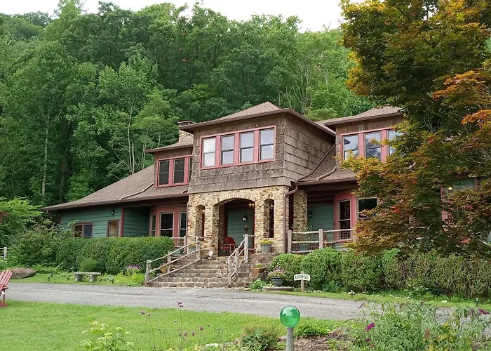 Laughing Heart Lodge Hot Springs