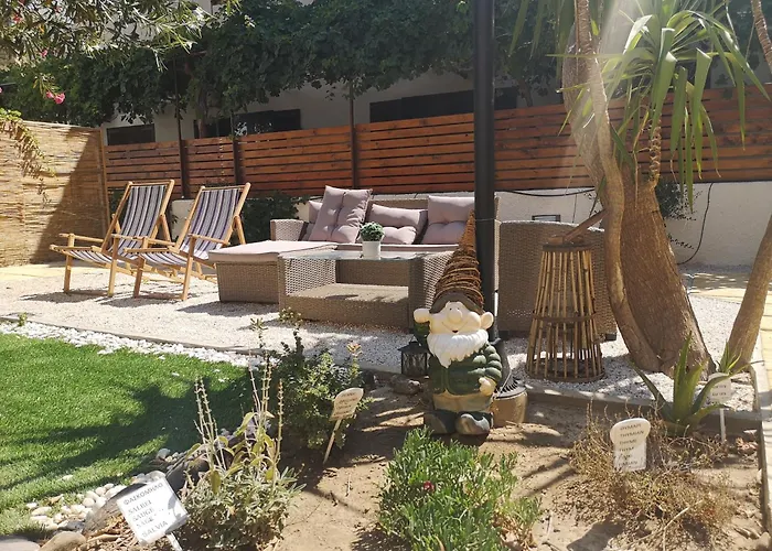 Aparthotel Santa Irene Soúgia
