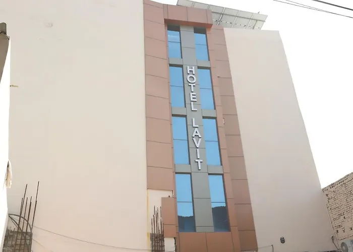 Hotel Lavit Couple Friendly Near Faridabad Metro Station
