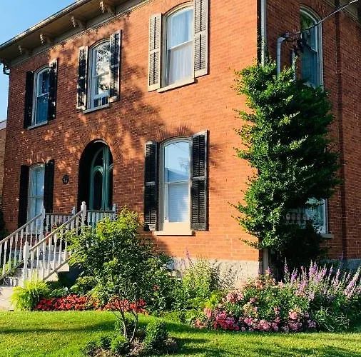 The 1885 Suites Picton