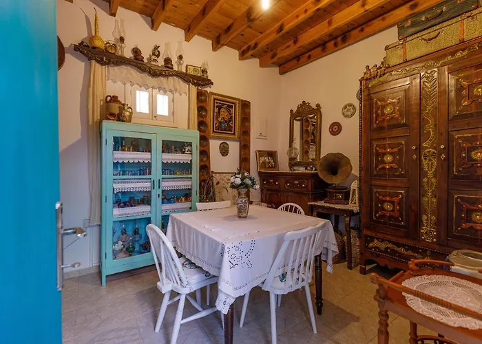 Santa Napa Guest House Famagusta 