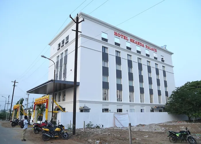 Hotel Skanda Palace Thiruttani