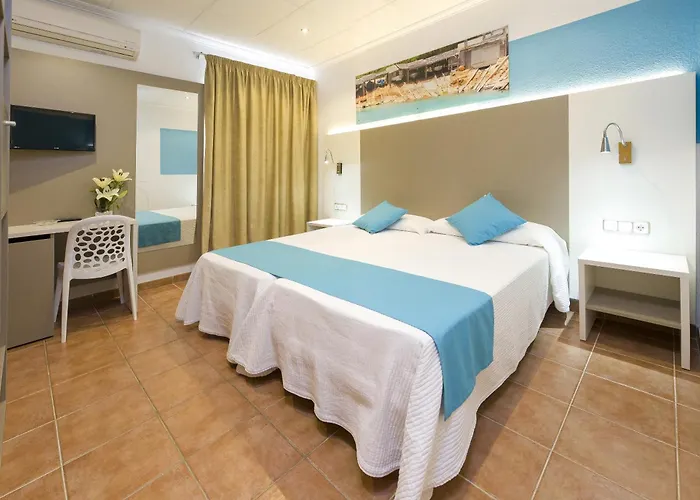 Hostal Adelino San Antonio 