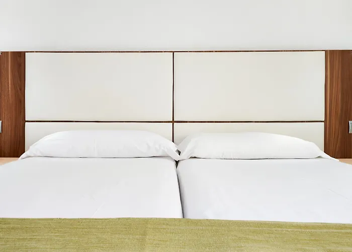 Globales Cala Blanca Hotel