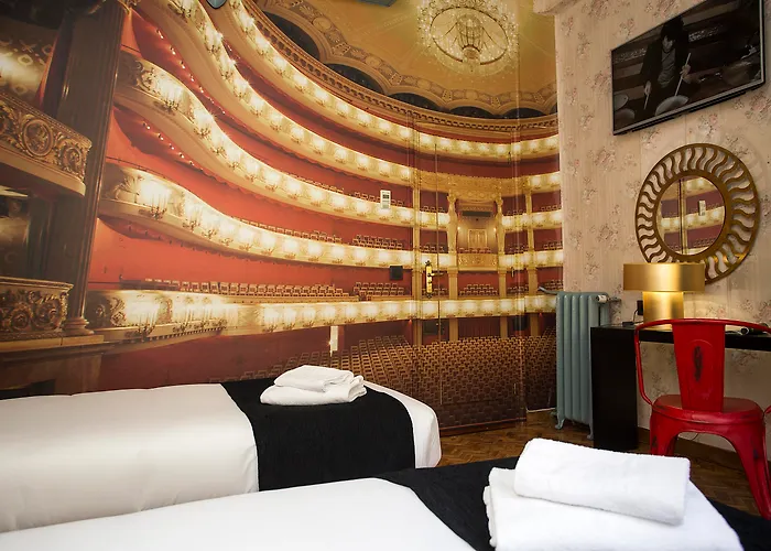 Casual Del Teatro Madrid Hotel