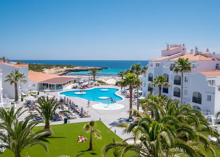 Fergus Style Carema Beach Cala'N Bosch 