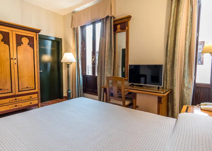 Hotel Plaza Nueva Granada