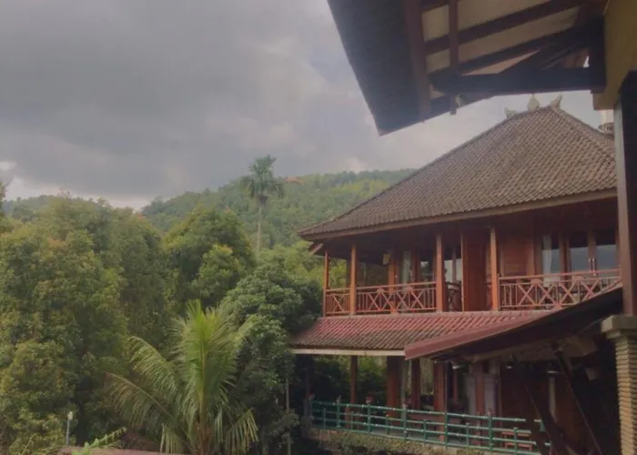 Villa Dua Bintang Munduk