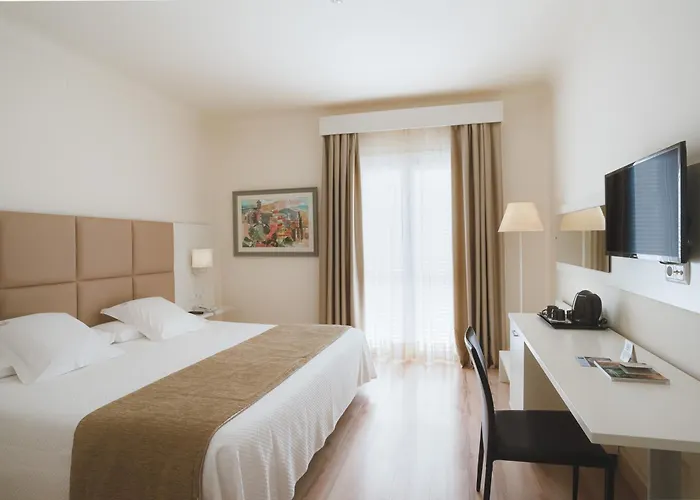 Hotel Pirineos Figueres By Pierre & Vacances
