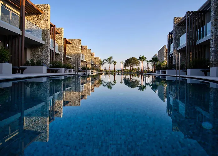 Utopia Blu Hotel Tigkaki 