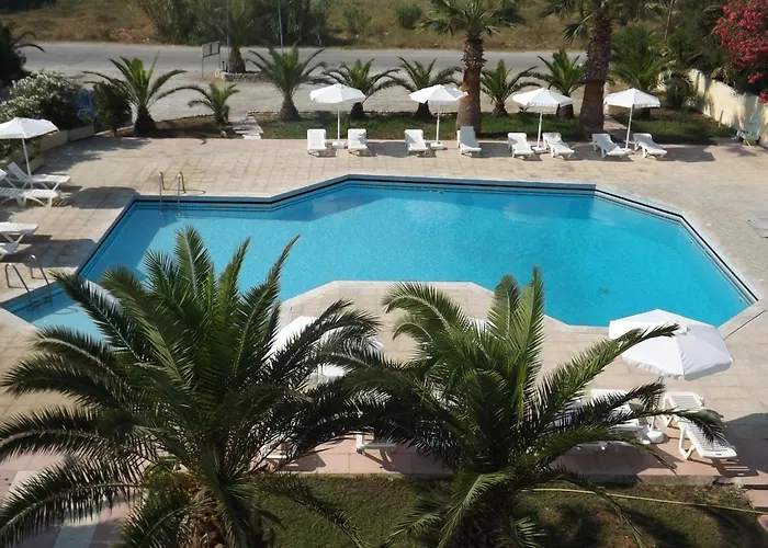Leonidas Hotel & Studios İstanköy
