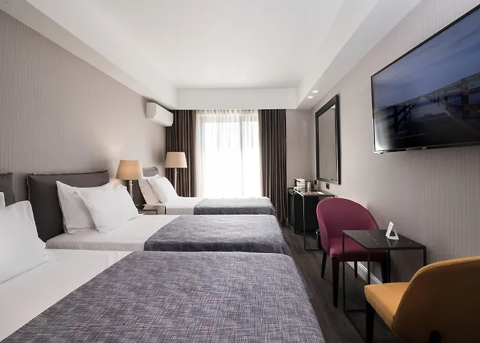 Astor Hotel Atina