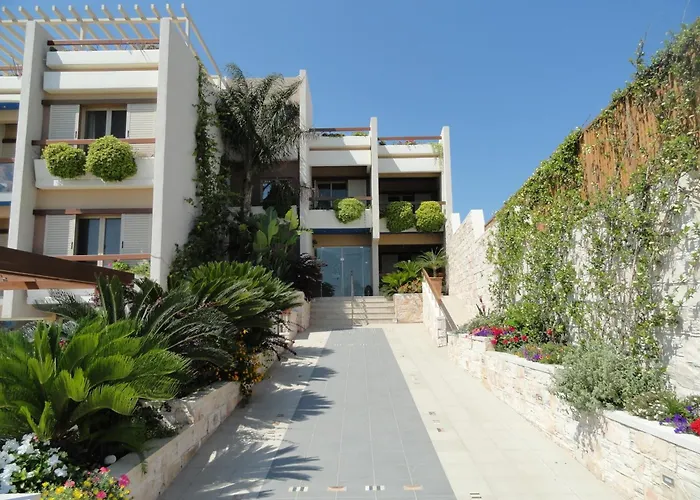 Sitia Bay Aparthotel