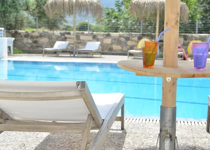 Blue Nest Hotel Tigkaki 