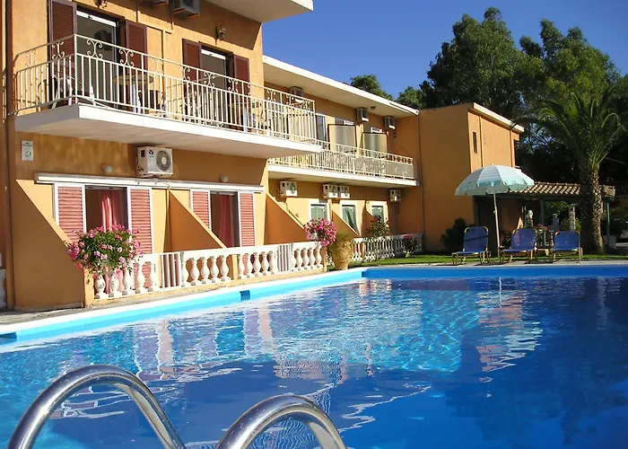 River Studios & Apartments Mesongi