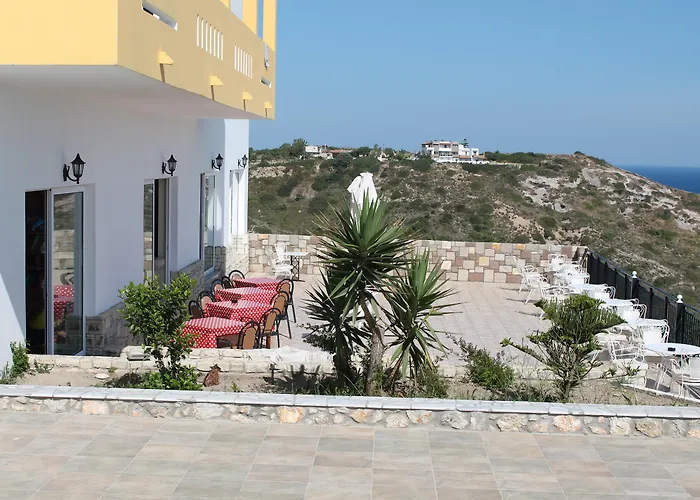 Pantheon Hotel Kefalos 
