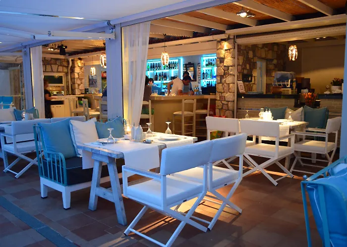 Oasis Beach Hotel Skala 