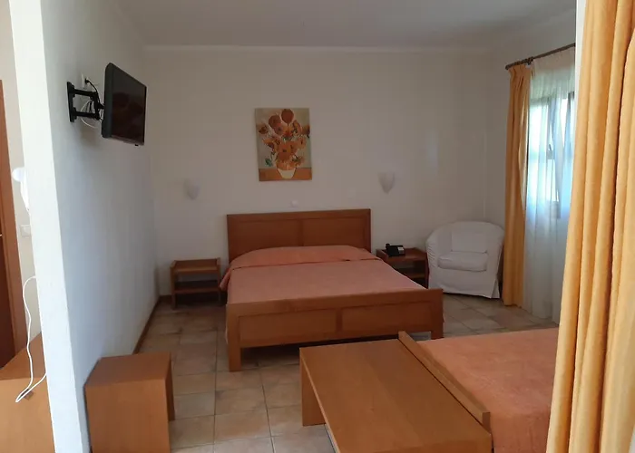 Gi Ga Mar Aparthotel Kriopigi