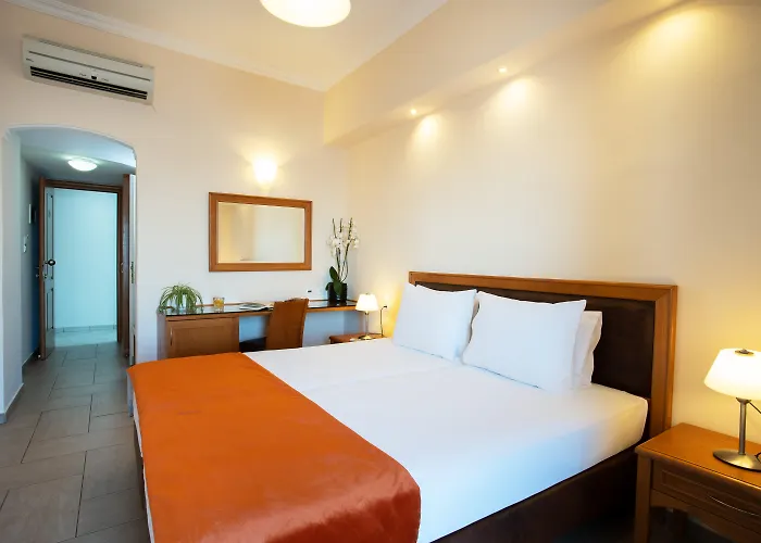 Pantheon City Hotel Gythio