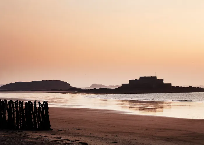 Escale Oceania Saint Malo Hotel