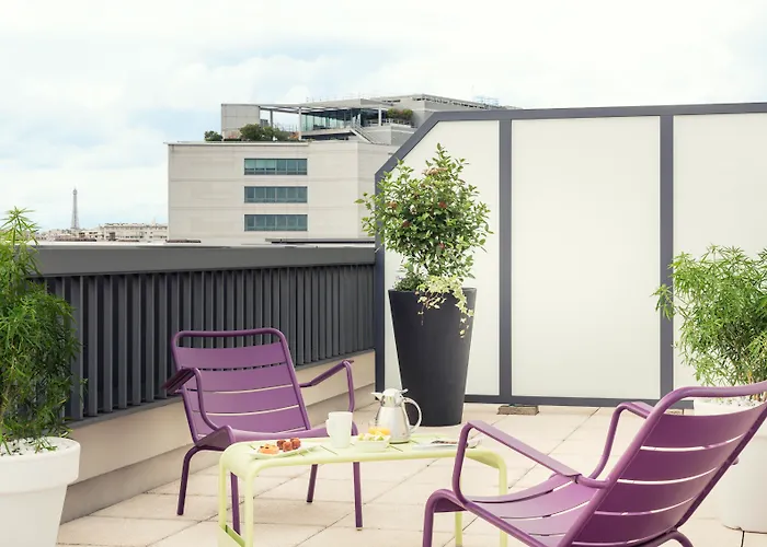 Mercure Paris Bercy Bibliotheque